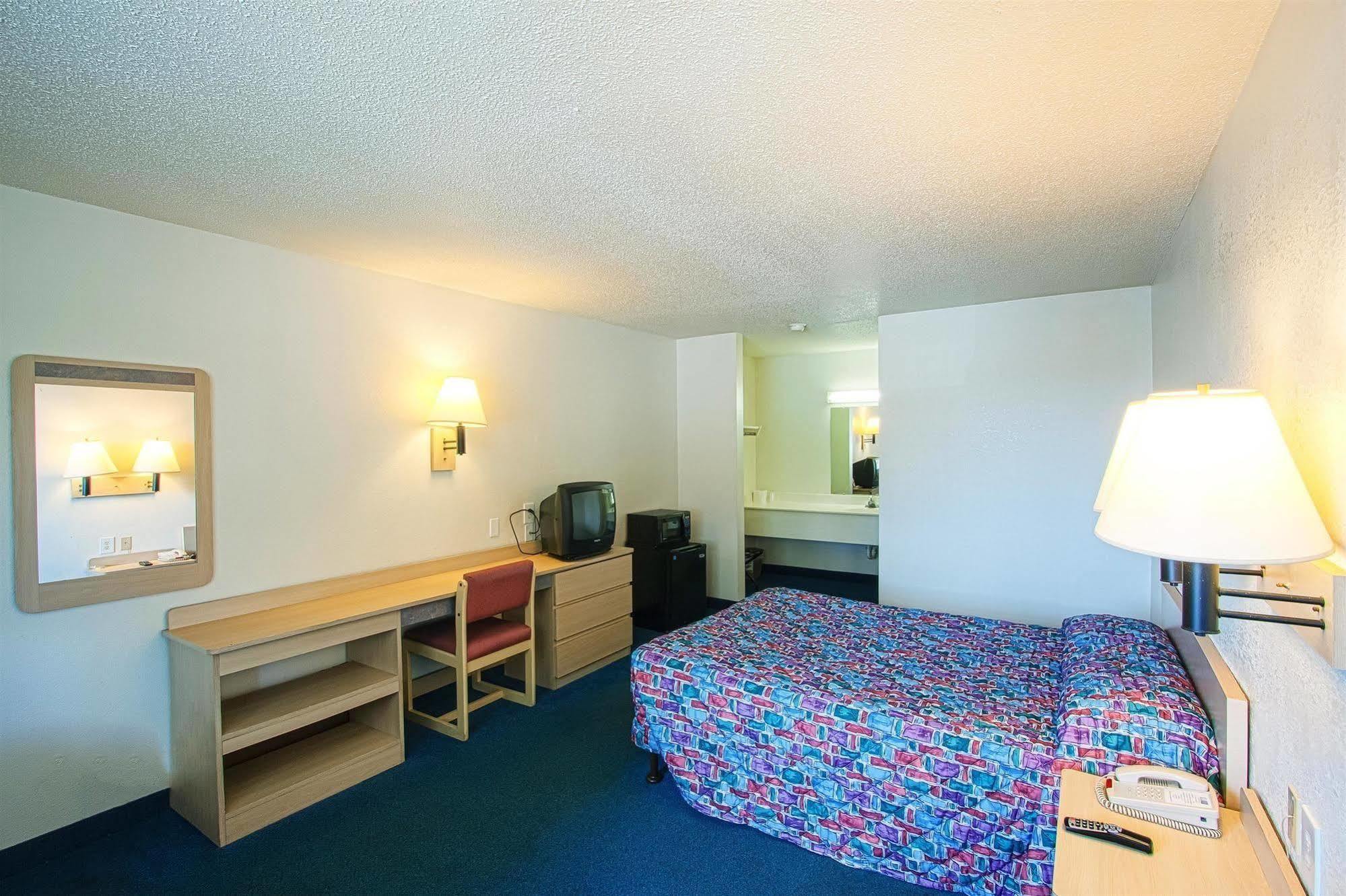 Motel 6 Chattanooga East Bagian luar foto